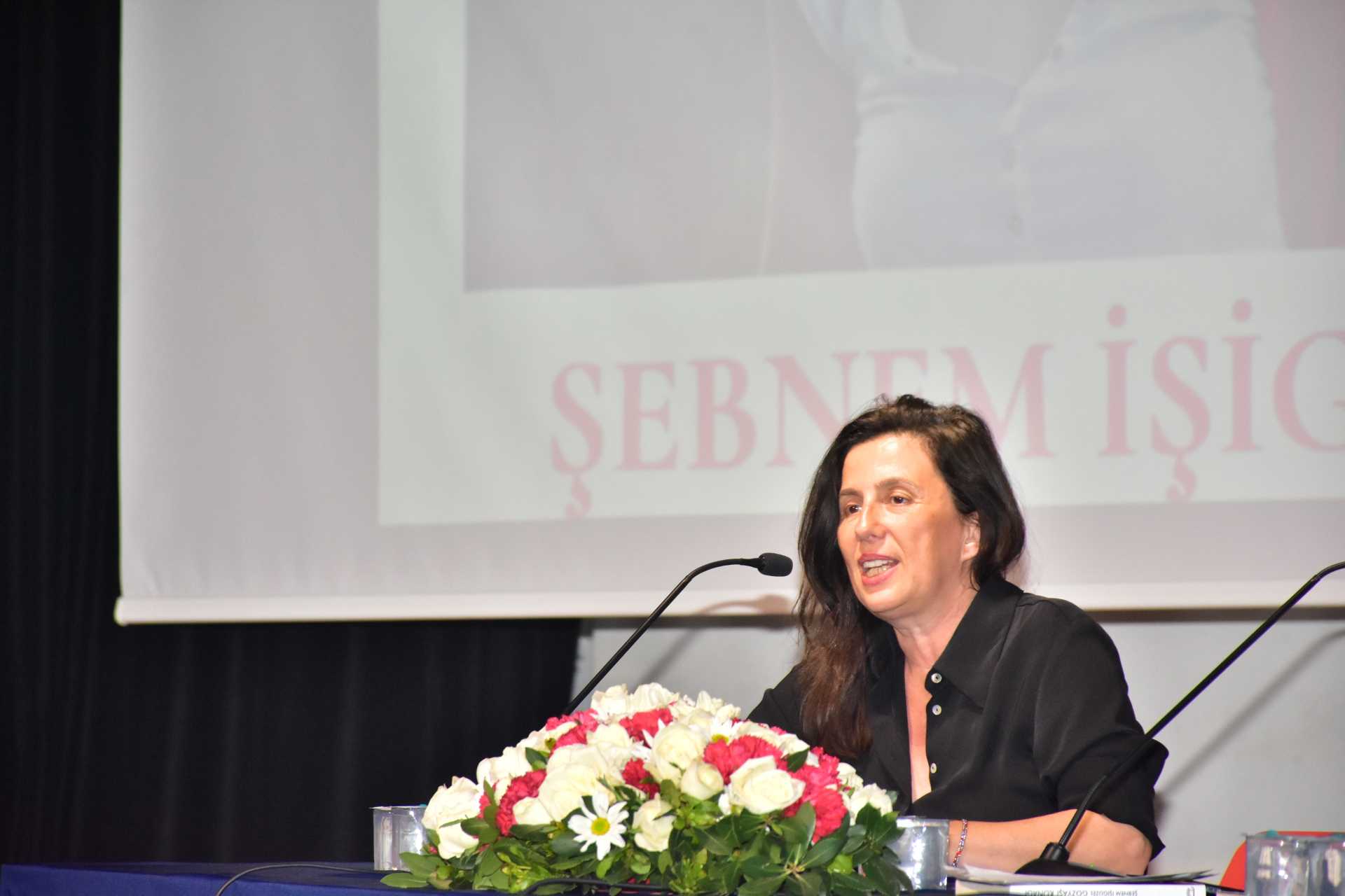Yazar Şebnem İşigüzel bizlerleydi