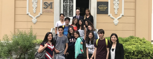 Participation de nos élèves à l’exposition du projet sur l’histoire des sciences au Lycée Saint Michel d’Istanbul