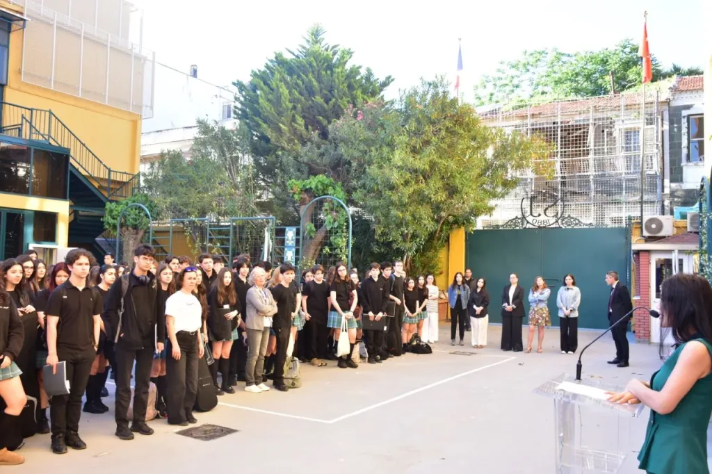 19 Mayıs Coşkusu Okulumuzda Festival Havasında Kutlandı - İzmir